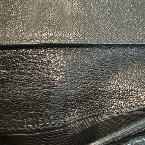 Authentic Gucci wallet - Picture 5 of 12
